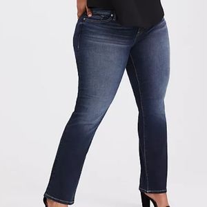 Torrid Relaxed Bootcut Jean - Medium Wash